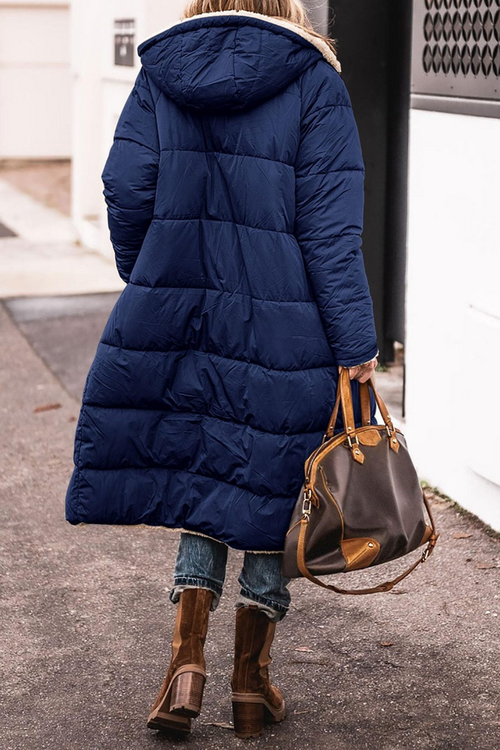 Macie™ – Reversible Jacket for Timeless Cold-Weather Elegance