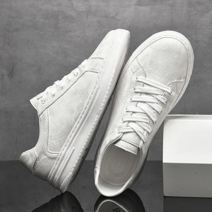 Belmont l  Classic Sneaker