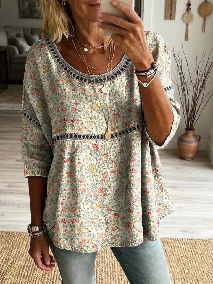 Boheemse top met bloemenuitsparingen en vintage hippiestijl              WORD LID VAN DE FREE SPIRIT-FAMILIEWELKOM BIJ THE VIBEJE BENT AL BINNEN