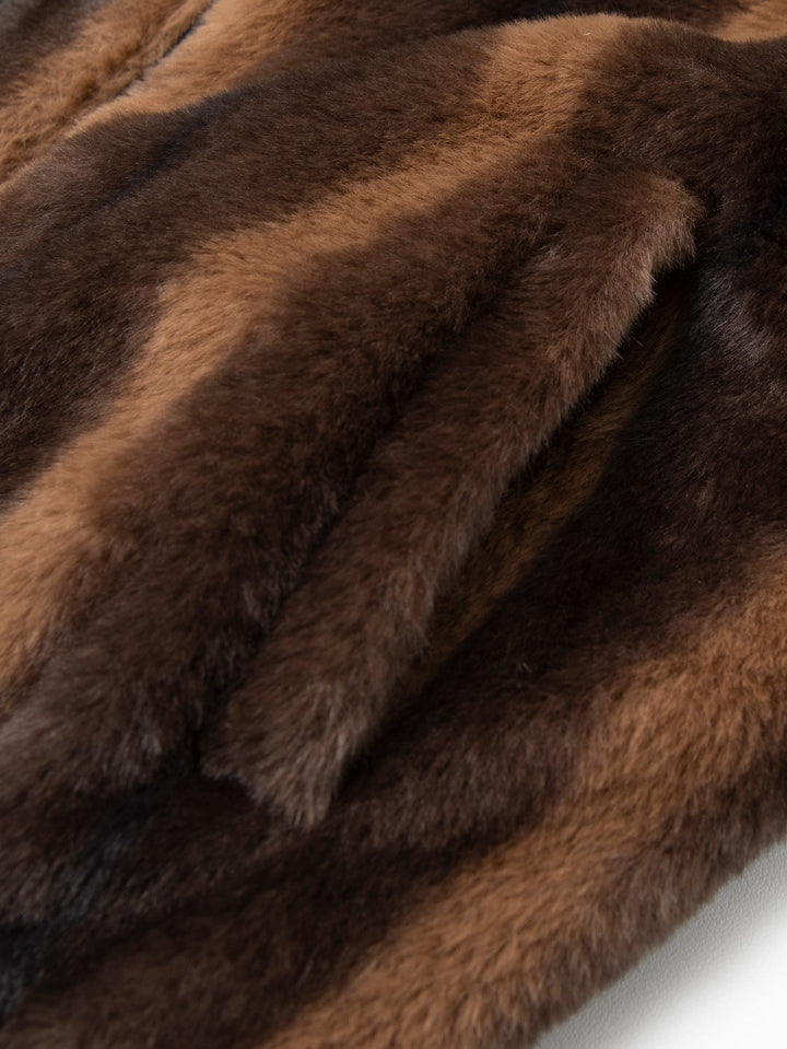 Faux fur coat with zipper