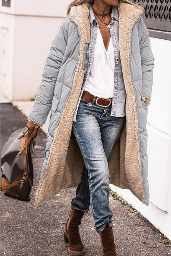 Macie™ – Reversible Jacket for Timeless Cold-Weather Elegance