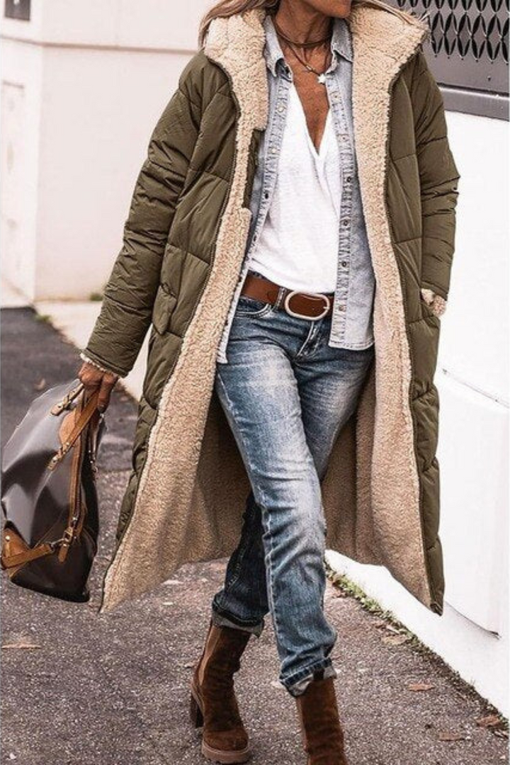 Macie™ – Reversible Jacket for Timeless Cold-Weather Elegance