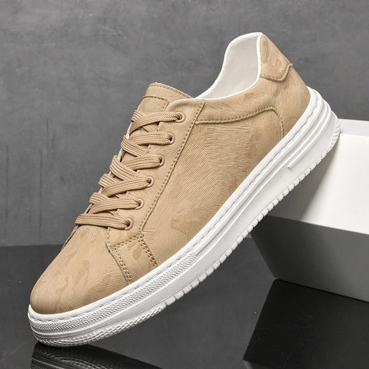 Belmont l  Classic Sneaker
