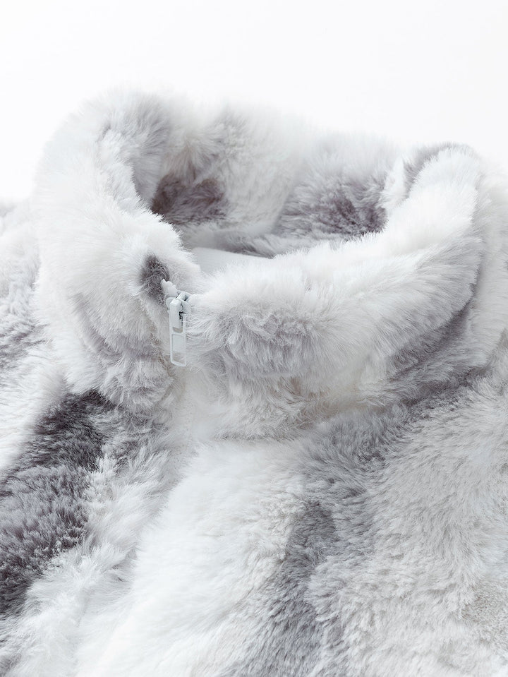 Faux fur coat with zipper closure