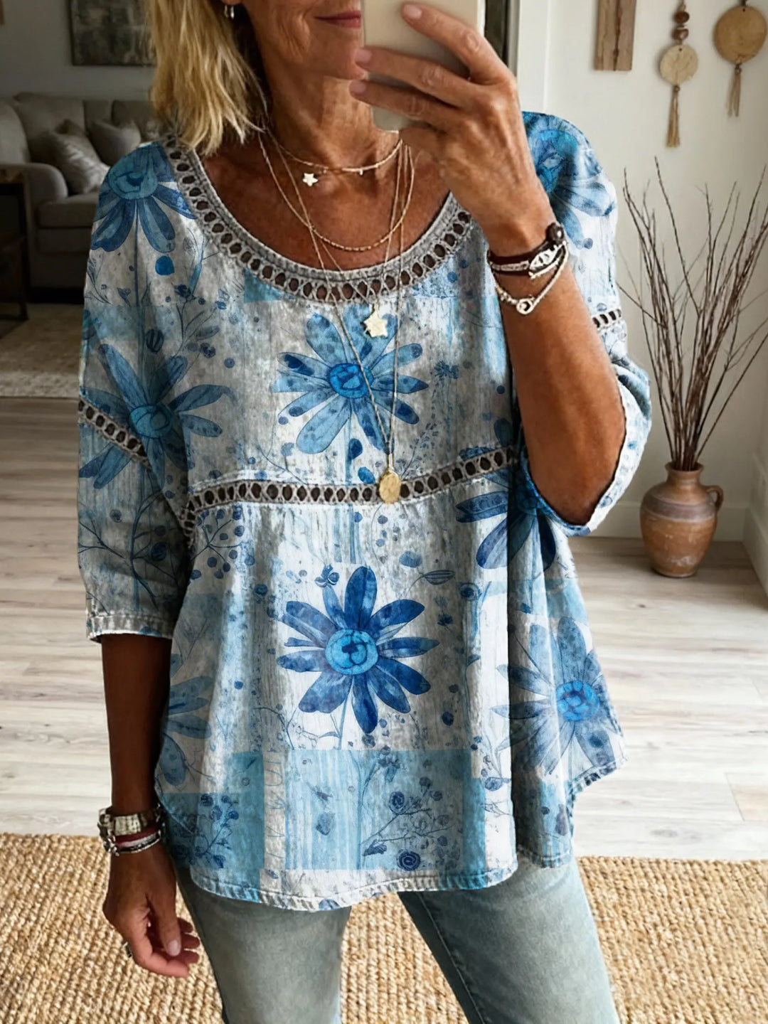 Boheemse top met bloemenuitsparingen en vintage hippiestijl              WORD LID VAN DE FREE SPIRIT-FAMILIEWELKOM BIJ THE VIBEJE BENT AL BINNEN