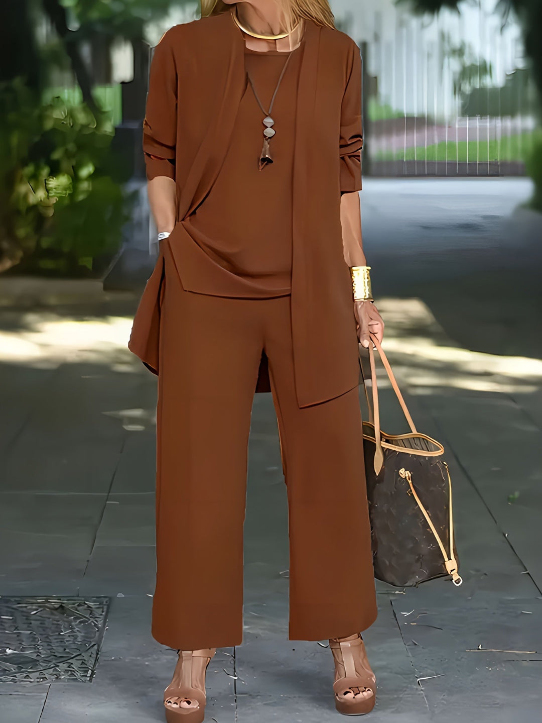 MELISSA – MODERN ELEGANCE THREE-PIECE SET