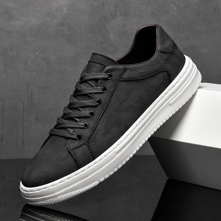 Belmont l  Classic Sneaker