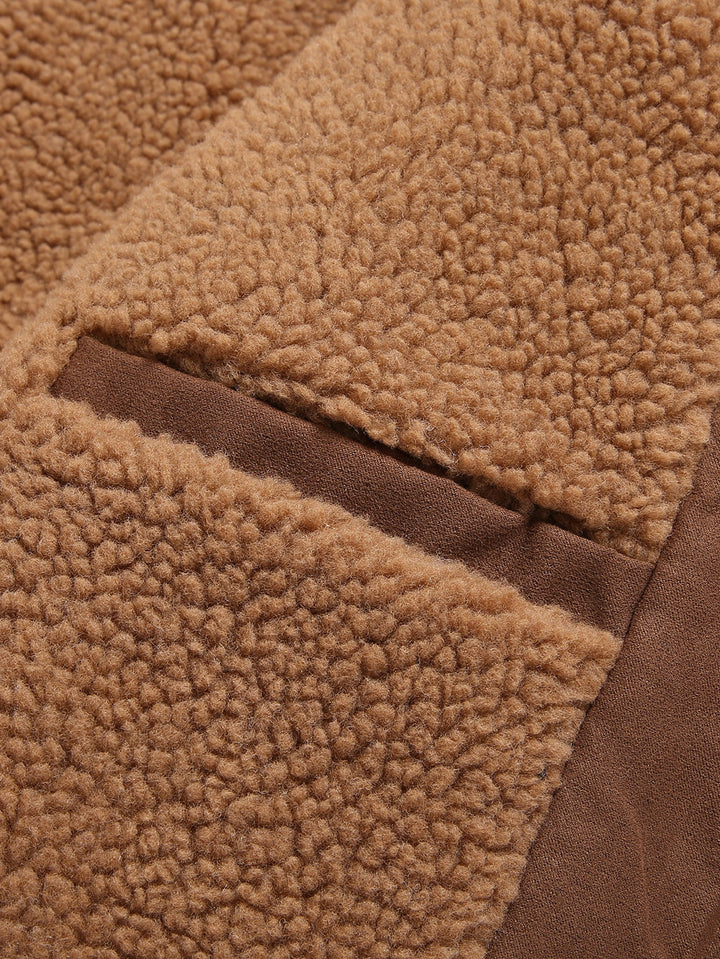Suede jacket lined with teddy fabric and pockets