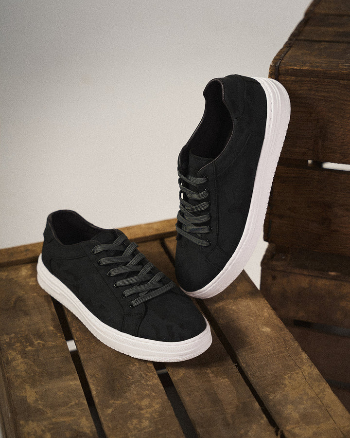Belmont l  Classic Sneaker
