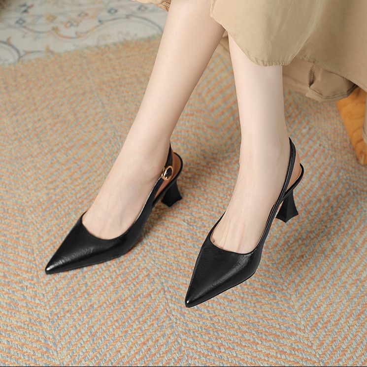 Célinea Slingback Point Heels
