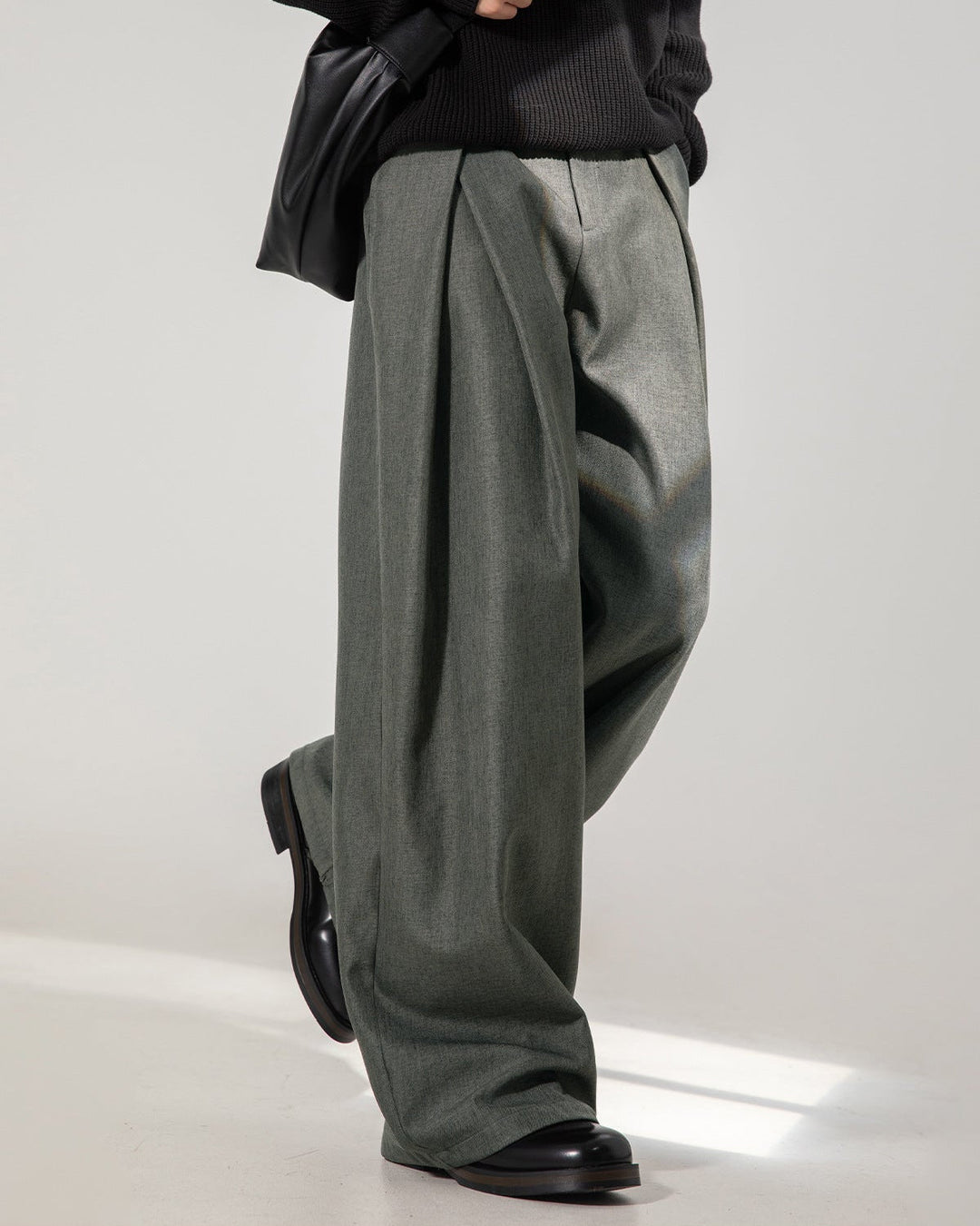 Modern Essential Wide-Leg Trouser