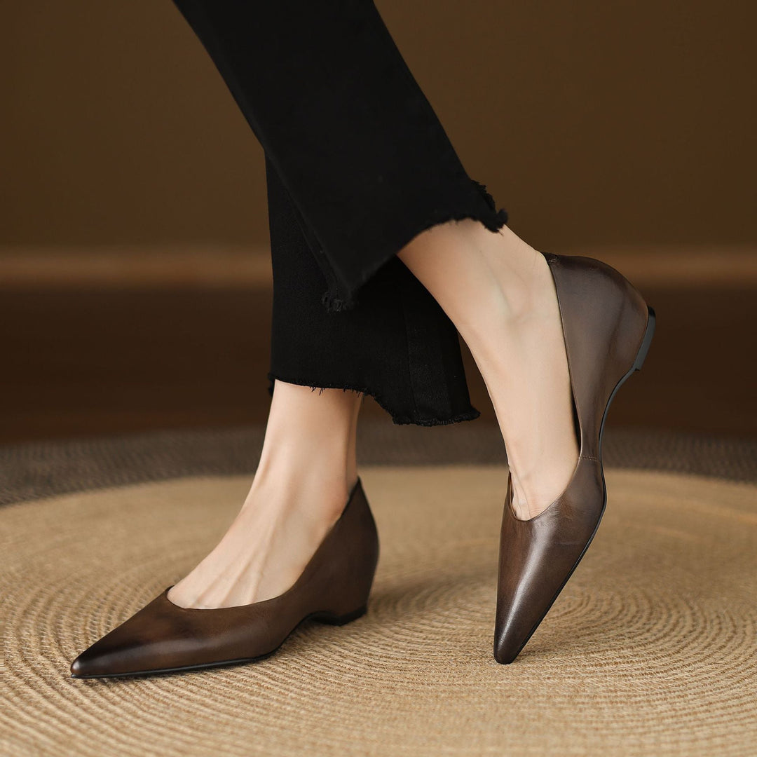 Lunera Leather Pointed Flats