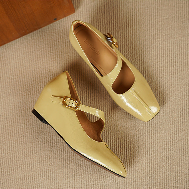 Viora Genuine Leather Mary Jane Heels
