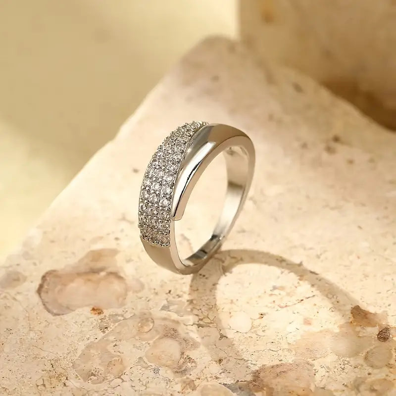 Elegante Gouden Ring met Sprankelende Stenen (1+1 GRATIS)