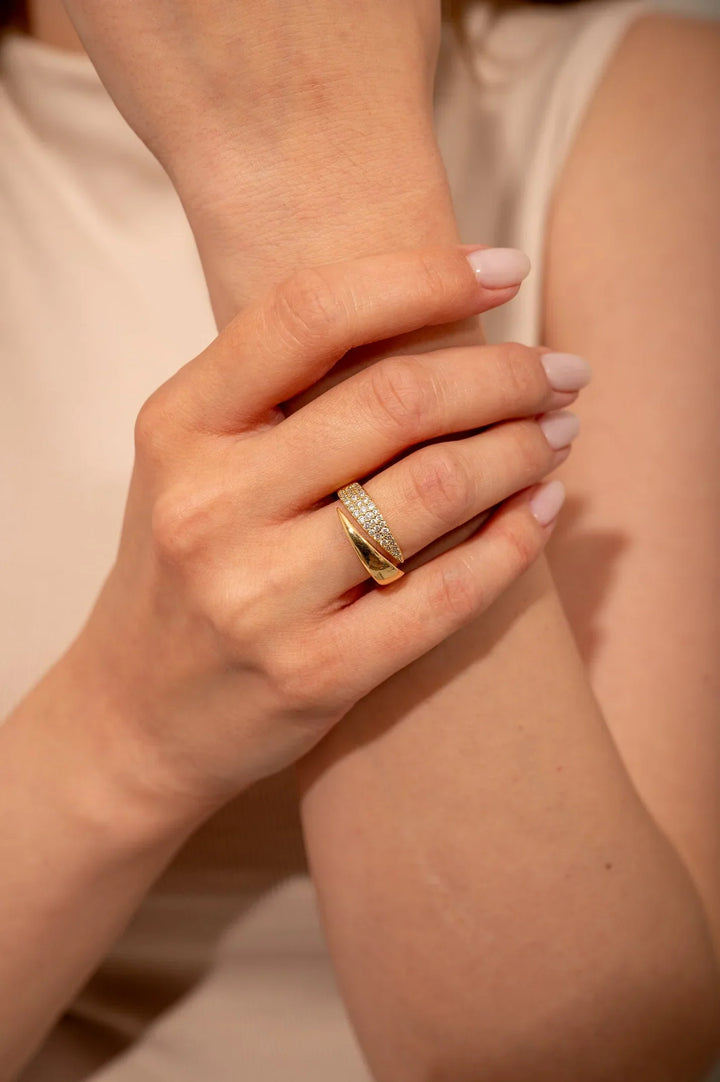 Elegante Gouden Ring met Sprankelende Stenen (1+1 GRATIS)