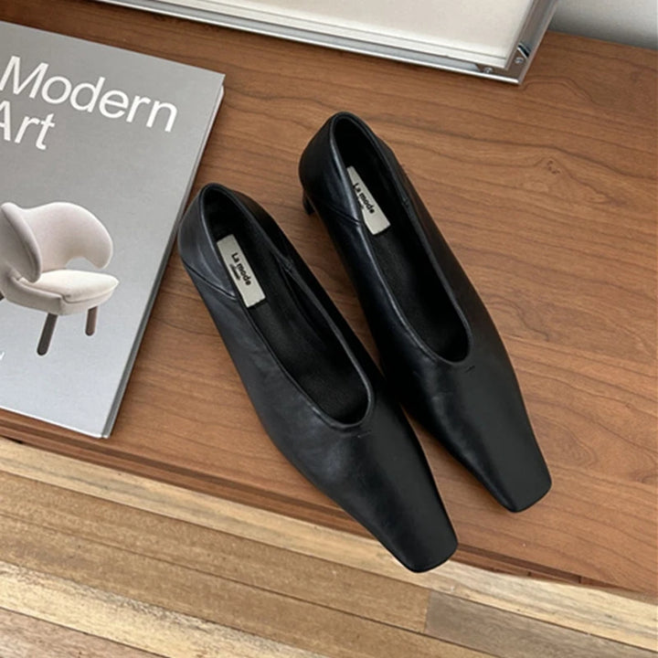 Vanta Leather Flats