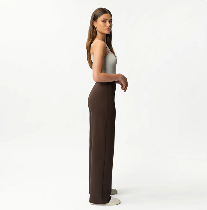 Asana Relaxed Straight Pant