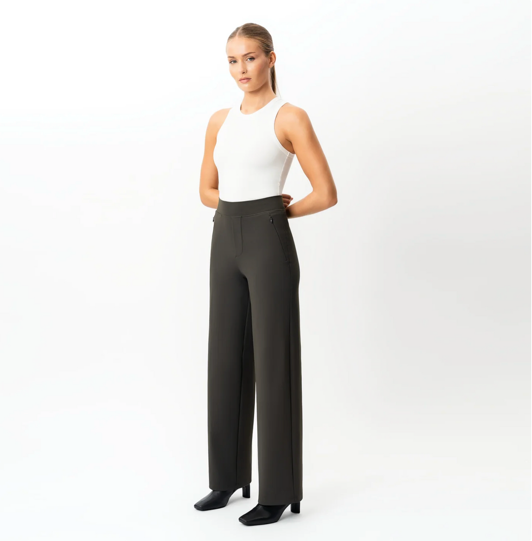Asana Relaxed Straight Pant