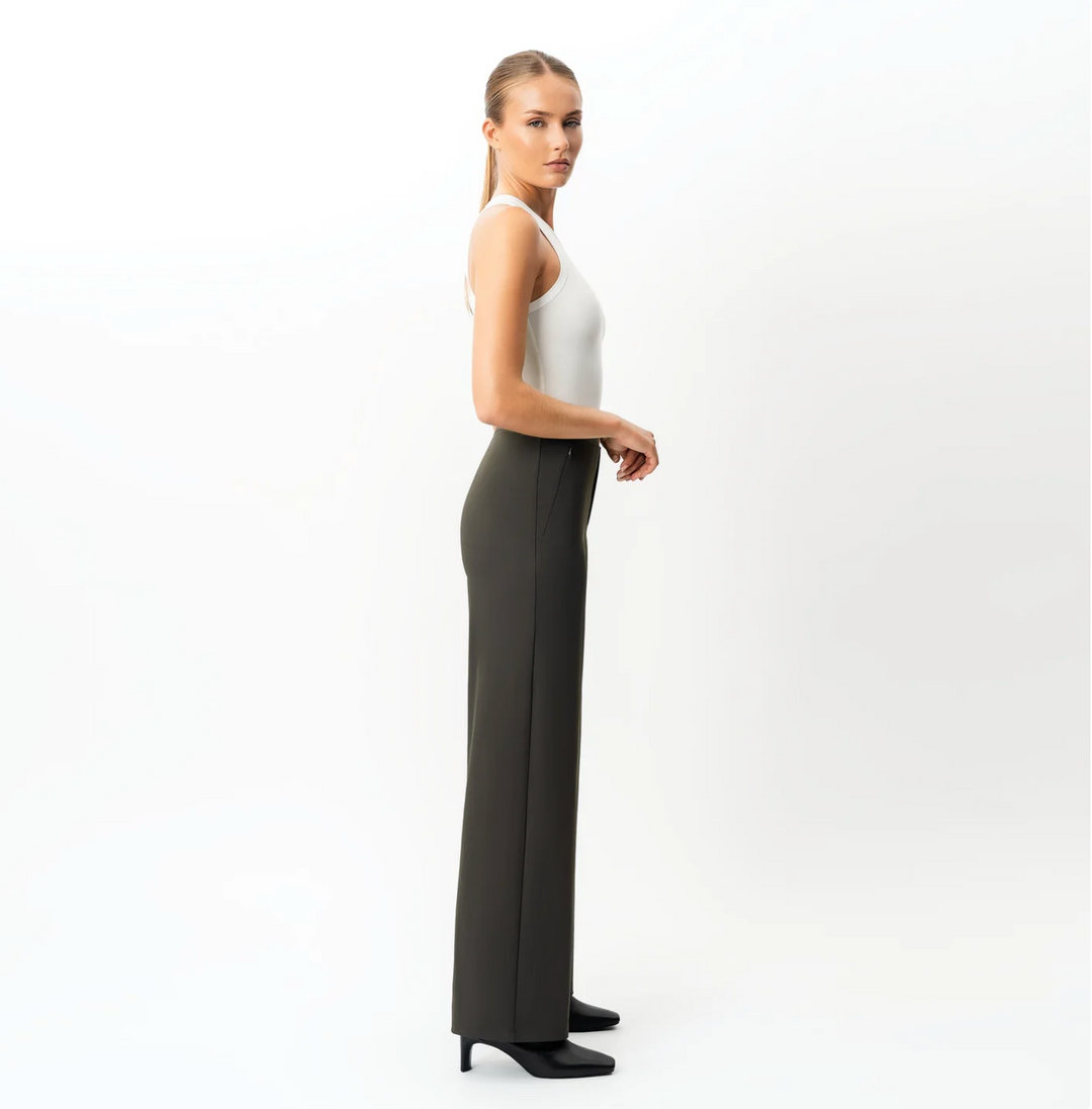 Asana Relaxed Straight Pant