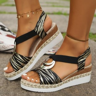 Lisa - Comfortable, Ergonomic Sandals with a Wedge Heel